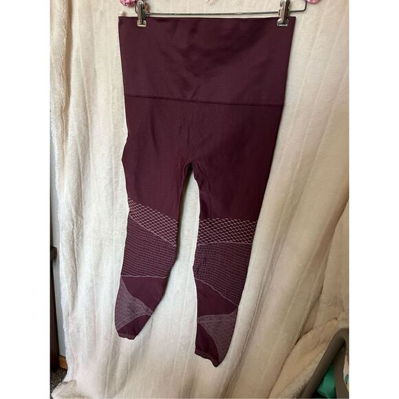 Spanx Look At Me Now Seamless Moto Leggings Woman’s Size XL - Picture 6 of 11